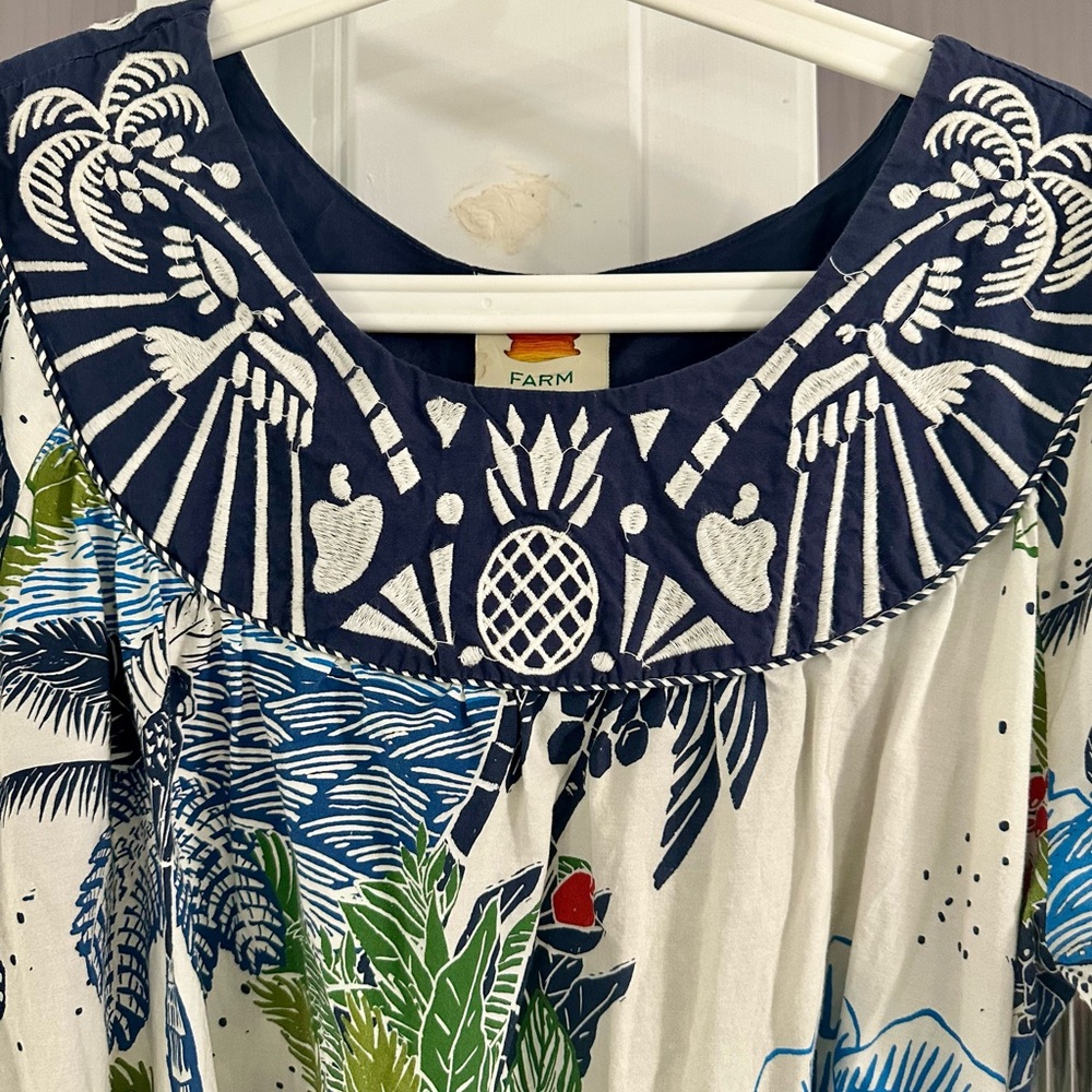 FARM Rio Embroidered Dress - Picture 2 of 3